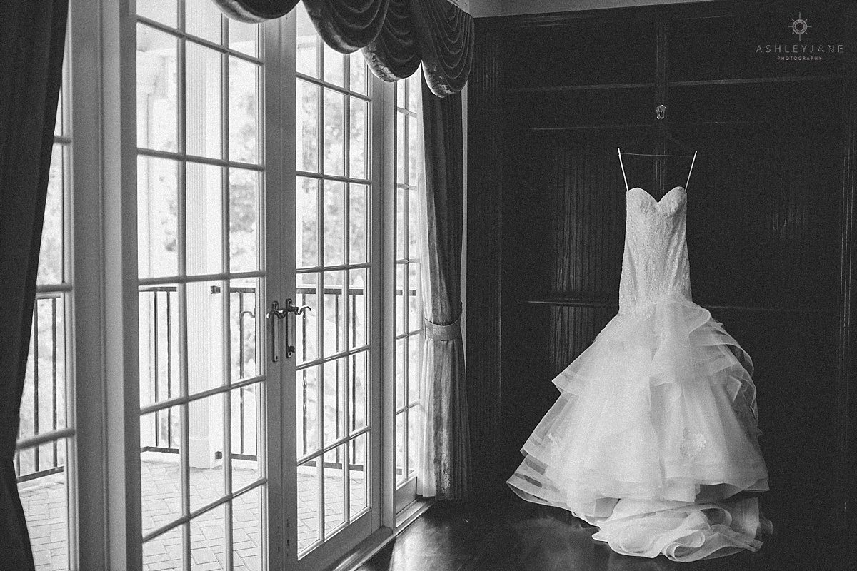 Elegant Gold & Ivory Luxmore Grande Estate Wedding shot by Orlando Wedding Photographer